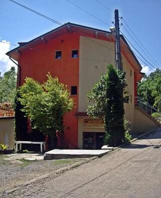 Отель Hotel Restaurant Vodenitsata Берковица-0